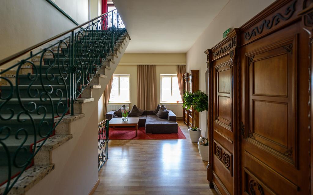 Hotel Walserwirt ภายนอก รูปภาพ