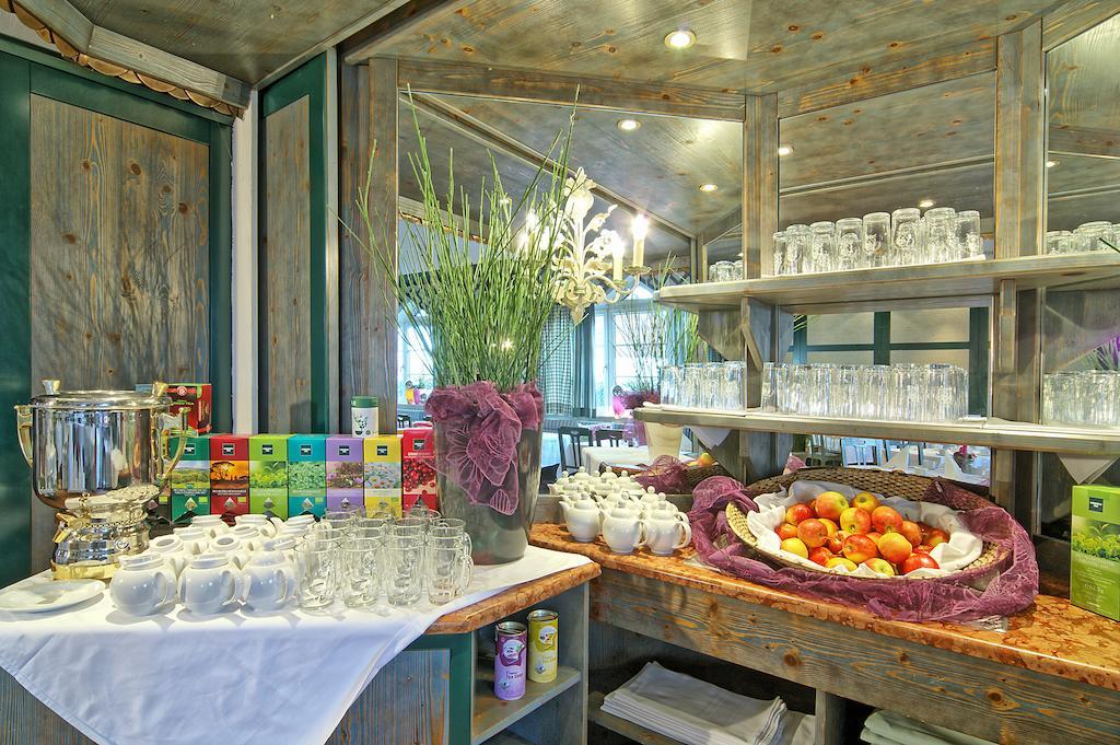 Hotel Walserwirt ภายนอก รูปภาพ